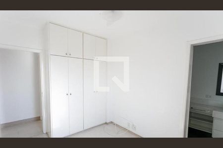 Foto 03 de apartamento à venda com 3 quartos, 129m² em Vila Suzana, São Paulo