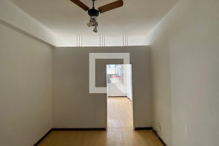 Sala/Quarto de apartamento à venda com 1 quarto, 32m² em Flamengo, Rio de Janeiro