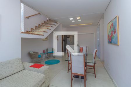 Sala de casa à venda com 5 quartos, 300m² em Bandeirantes (pampulha), Belo Horizonte