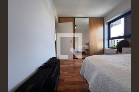 Apartamento à venda com 3 quartos, 138m² em Vila Ipojuca, São Paulo