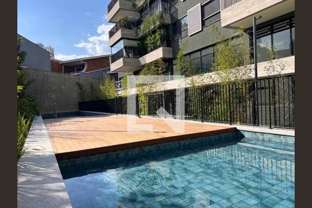 Apartamento à venda com 3 quartos, 138m² em Vila Ipojuca, São Paulo