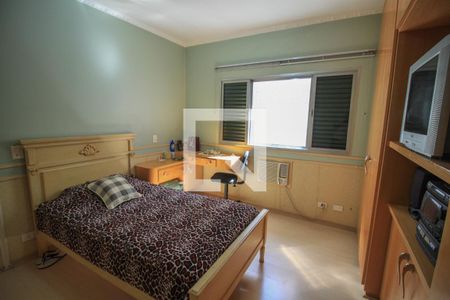 Casa para alugar com 250m², 3 quartos e 5 vagas Casa para alugar com 250m², 3 quartos e 5 vagasQuarto 2