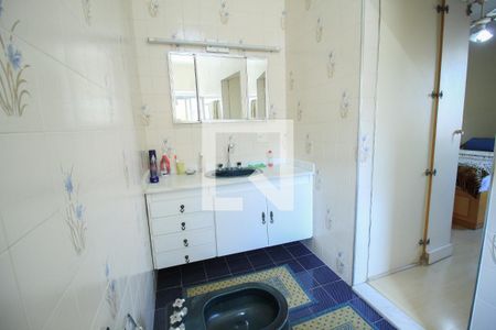 Casa para alugar com 250m², 3 quartos e 5 vagas Casa para alugar com 250m², 3 quartos e 5 vagasQuarto 1 - Banheiro