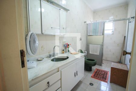 Casa para alugar com 250m², 3 quartos e 5 vagas Casa para alugar com 250m², 3 quartos e 5 vagasBanheiro Social