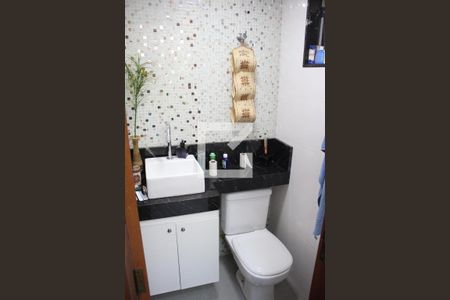 Lavabo de casa para alugar com 3 quartos, 140m² em Jardim Riacho das Pedras, Contagem