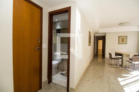 Lavabo de apartamento à venda com 4 quartos, 317m² em Santo Antônio, Belo Horizonte