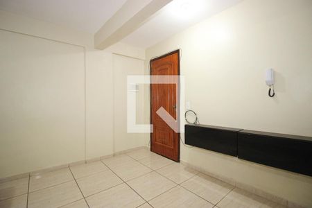 Sala de apartamento para alugar com 2 quartos, 76m² em Guará Ii, Brasília