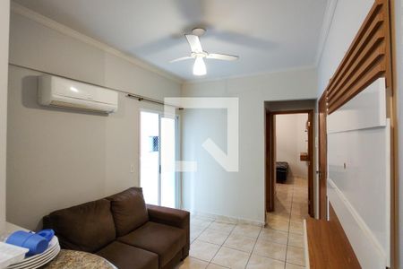 Sala de apartamento para alugar com 1 quarto, 45m² em Boqueirão, Praia Grande