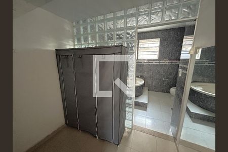 Closet da suíte de casa para alugar com 2 quartos, 98m² em Madureira, Rio de Janeiro