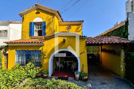 jardim quintal garagem de casa para alugar com 4 quartos, 270m² em Vila Mariana, São Paulo