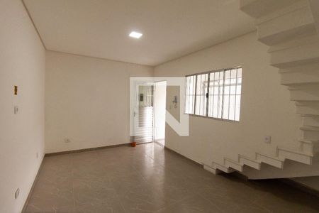 Sala de casa para alugar com 1 quarto, 70m² em Vila Fatima, São Paulo