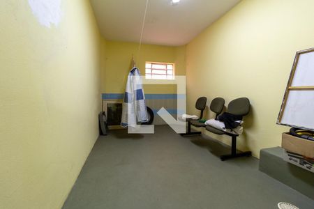 Casa à venda com 580m², 5 quartos e 4 vagas Casa à venda com 580m², 5 quartos e 4 vagasQuarto 3 da Área de Serviço