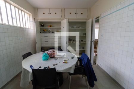 Casa à venda com 580m², 5 quartos e 4 vagas Casa à venda com 580m², 5 quartos e 4 vagasCopa