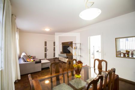 Sala de apartamento para alugar com 3 quartos, 110m² em Sion, Belo Horizonte