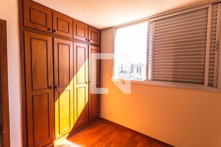 Suíte de apartamento para alugar com 3 quartos, 95m² em Serra, Belo Horizonte