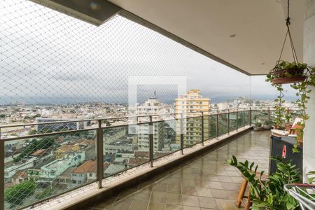 Varanda de apartamento para alugar com 3 quartos, 140m² em Penha, Rio de Janeiro