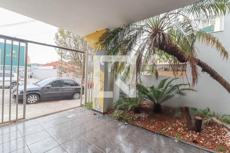 Casa à venda com 184m², 4 quartos e 2 vagas Casa à venda com 184m², 4 quartos e 2 vagasQuintal