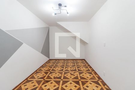 Casa à venda com 184m², 4 quartos e 2 vagas Casa à venda com 184m², 4 quartos e 2 vagasSala