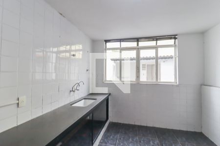 Casa à venda com 184m², 4 quartos e 2 vagas Casa à venda com 184m², 4 quartos e 2 vagasCozinha e Área de Serviço