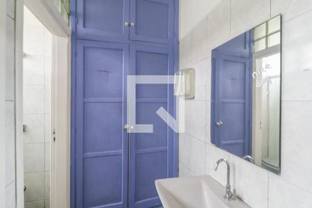 Casa à venda com 184m², 4 quartos e 2 vagas Casa à venda com 184m², 4 quartos e 2 vagasBanheiro