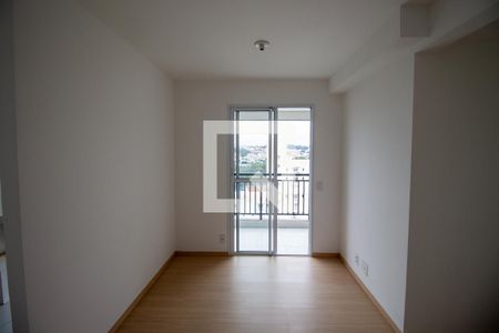 Sala de apartamento para alugar com 2 quartos, 47m² em Vila Carmosina, São Paulo