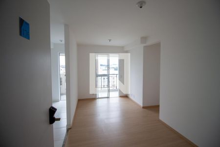 Sala de apartamento para alugar com 2 quartos, 47m² em Vila Carmosina, São Paulo