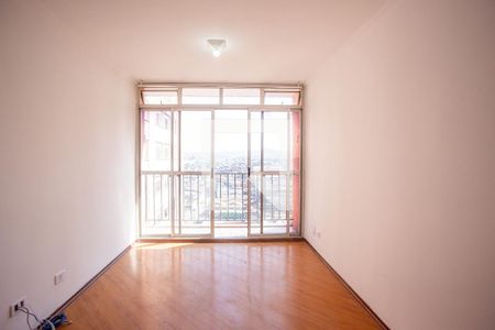 Sala de apartamento para alugar com 2 quartos, 56m² em Taboão, Diadema