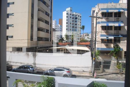 Vista da Sala  de apartamento para alugar com 1 quarto, 56m² em Costa Azul, Salvador