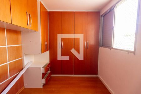 Quarto de apartamento à venda com 2 quartos, 54m² em Pestana, Osasco