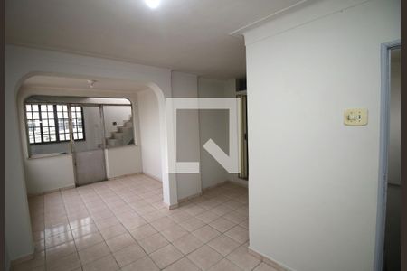 Sala 2 de casa para alugar com 3 quartos, 120m² em Bonsucesso, Rio de Janeiro