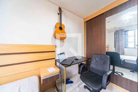 Quarto 1 de apartamento à venda com 2 quartos, 47m² em Vila Alto de Santo André, Santo André