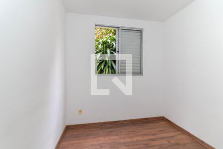 Quarto 1 de apartamento à venda com 2 quartos, 50m² em Colônia Zl, São Paulo