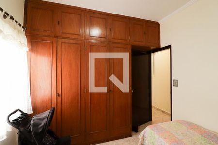 Quarto 1 de casa à venda com 3 quartos, 220m² em Vila Ester (zona Norte), São Paulo