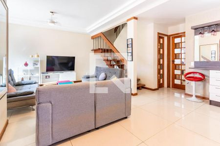 Casa à venda com 3 quartos, 304m² em Serra Grande, Niterói