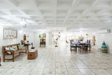 Casa à venda com 6 quartos, 330m² em Vila Isabel, Rio de Janeiro