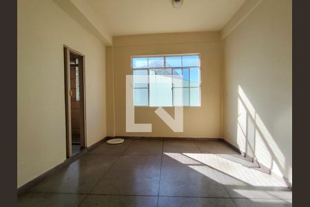 Suíte de apartamento para alugar com 2 quartos, 50m² em Floresta, Belo Horizonte