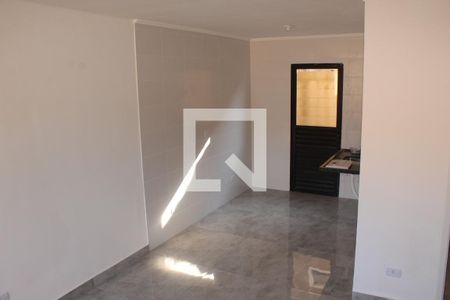 Sala/Cozinha de casa de condomínio para alugar com 2 quartos, 47m² em Chácara Ondas Verdes, Cotia