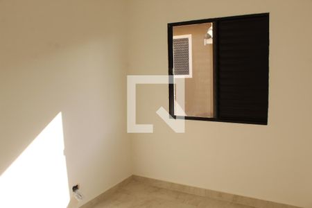 Quarto 2 de casa de condomínio para alugar com 2 quartos, 47m² em Chácara Ondas Verdes, Cotia