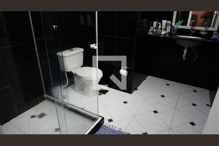 Banheiro Suíte de casa de condomínio para alugar com 3 quartos, 214m² em Cidade de Deus, Rio de Janeiro
