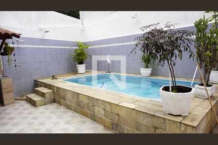 Piscina de casa de condomínio à venda com 3 quartos, 214m² em Cidade de Deus, Rio de Janeiro