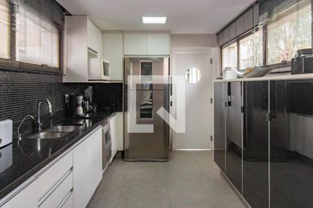 Apartamento à venda com 3 quartos, 271m² em Vila Morumbi, São Paulo