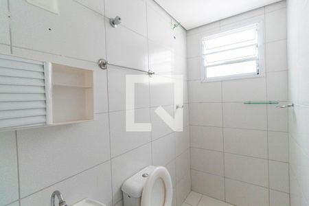 Banheiro de casa para alugar com 1 quarto, 24m² em Jardim Nordeste, São Paulo