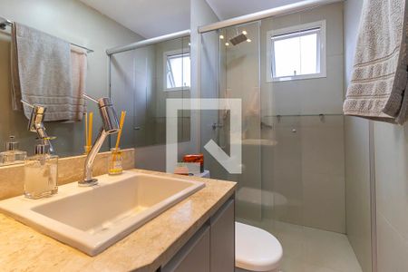 Banheiro da suíte de apartamento para alugar com 3 quartos, 270m² em Vila Iza, Campinas