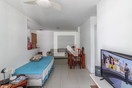 Sala de apartamento para alugar com 2 quartos, 67m² em Vargem Pequena, Rio de Janeiro