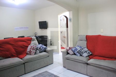 Sala de casa para alugar com 3 quartos, 212m² em Jardim Vila Galvao, Guarulhos