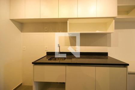 Cozinha de apartamento para alugar com 1 quarto, 29m² em Sumarezinho, São Paulo