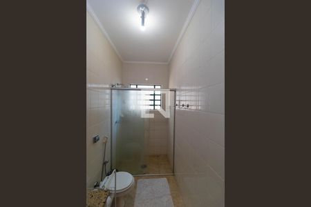 Casa à venda com 360m², 3 quartos e 4 vagas Casa à venda com 360m², 3 quartos e 4 vagasBanheiro