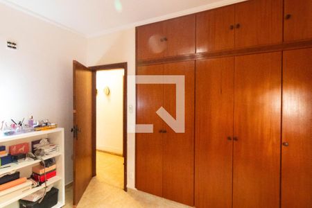 Casa à venda com 360m², 3 quartos e 4 vagas Casa à venda com 360m², 3 quartos e 4 vagasQuarto 03