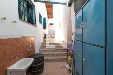 Casa à venda com 360m², 3 quartos e 4 vagas Casa à venda com 360m², 3 quartos e 4 vagasÁrea de Serviço 02