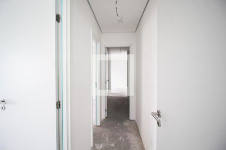 Corredor  de apartamento à venda com 3 quartos, 140m² em Vila Nova Conceição, São Paulo